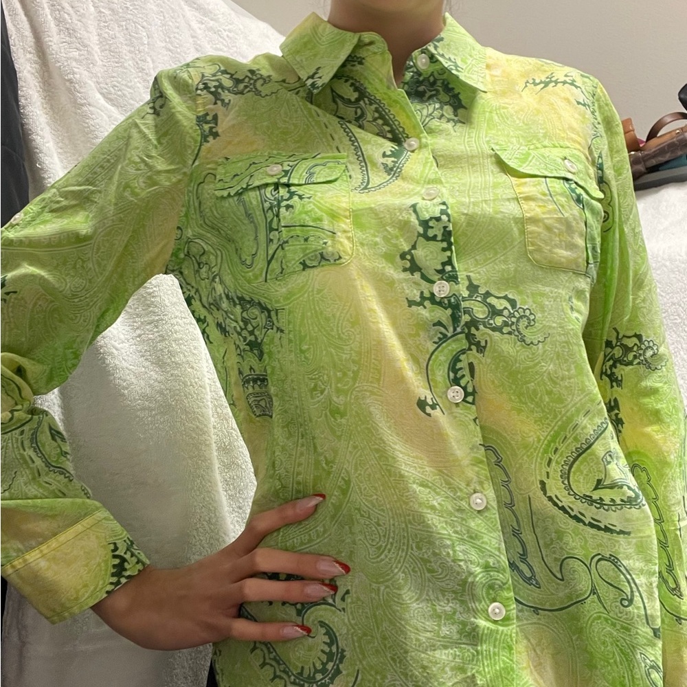 Green shirt
